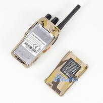 Package 8 PNI PMR R40 CAMO 0.5W, 16 PMR, Li-Ion 1200mAh portable radios with chargers and headphones included
