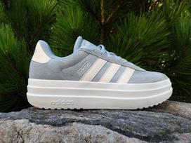 Adidas Court Bold