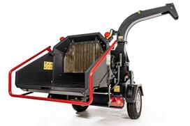 Šakų smulkintuvas Cedrus D16 su lengva priekaba B / B