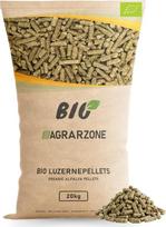 "Agrarzone" ekologiškos liucernos granulės 20 kg - 100 % ekologiškos kokybės - aukščiausios kokybės liucernos spragėsiai kaip stambiojo pašaro pakaitalas - baltymingi liucernos spragėsiai arkliams, ožkoms, vištoms ir smulkiems gyvūnams šerti.