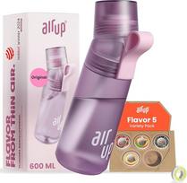 "air up" gertuvė (600 ml), skirta mokyklai, sportui, sporto salei | Į komplektą įeina 5 kvepiantys buteliukai be cukraus ir šiaudelis | Violetinės spalvos vandens buteliukas su skoniu - tinka ir vaikams, berniukams, mergaitėms | Gazuotas