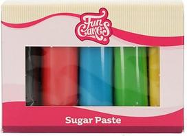 "FunCakes" fondanto pakuotė Lengva naudoti, glotnus, lankstus, minkštas ir lankstomas, puikiai tinka tortams dekoruoti, Halal, Kosher ir be glitimo. 5 spalvos, 5 x 100 g, pagrindinės spalvos