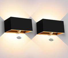 "Kingwei" 2 pakuotės 20W LED lauko sieninis šviestuvas su judesio jutikliu 3000K lauko apšvietimas IP65 reguliuojamas šviesos kampas aukštyn žemyn patalpų / lauko dizainas