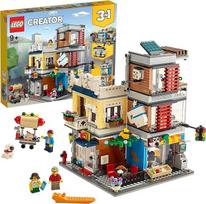"Lego 31097 Creator 3-in-1" rinkinys, miesto namas su zoologijos sodo parduotuve ir kavine, konstruktoriaus rinkinys su 3 mini figūrėlėmis ir gyvūnų figūrėlėmis: Šuo, tukanas ir pelė