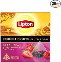 "Lipton" 20 x juodoji arbata "Miško vaisiai su braškėmis iš Prancūzijos - tyro džiaugsmo akimirka" piramidiniai maišeliai