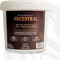 "Salzflocken ANCESTRAL" 1,5 kg kibiras grynos pavasarinės druskos dribsnių - gurmaniška apdailos druska kepsniams, griliui ir kepimui be mikroplastiko - nerafinuota, turtinga mineralų ir surinkta rankomis