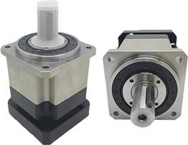 1 vnt. spiralės formos planetinės pavaros reduktorius, skirtas Nema42 ir Nema52, kW į 7,5, 100–180 mm (pilkos spalvos, perdavimo santykis 3:1)