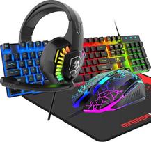 4 in 1 laidinė žaidimų klaviatūra su 104 klavišais 3D stereo žaidimų ausinės Combo su Multi-RGB apšvietimu Ergonomiškas reguliuojamas mikrofonas 2400DPI Didelis pelės padas atsparus vandeniui