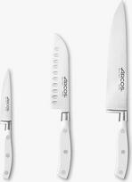 Arcos Serie Riviera Blanc - Küchenmesser eingestellt 3 Stück (1 Schälmesser + 1 Santoku + 1 Kochmesser) - Klinge aus Nitrum geschmiedetem Edelstahl - HandGriff Polyoxymethylen (POM) Farbe Weiße