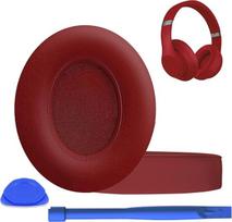 Atsarginės ausų pagalvėlės „Beats Studio 2“ ir „Studio 3“ belaidžiams ausiniams. Ausų pagalvėlės su minkšta baltymine oda ir triukšmą izoliuojančia „Memory Foam“ putplasčiu (raudonos spalvos)