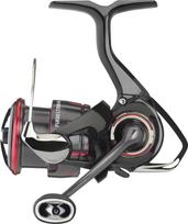 Daiwa Fuego LT spiningo ritė 1000-6000 dydžio, lengvas ZAION V anglies korpusas, AIRDRIVE rotorius, MAGSEALED valas, skirta gėlavandenei žvejybai