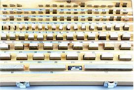 Galutiniai matmenys, 47 dalių rinkinys, 1 klasė, 0, blokinis matuoklis, 005–100, tikrinimo blokas, slankmatis, matavimo įrankiai (1 klasė)