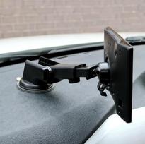GPS navigacijos prietaiso „GARMIN Nuvi 42, 44, 51, 52, 54, 55, 56, 57, 58, 60, 65, 66, 67, 68, 70, 71, LM, LMT Traffic“ tvirtinimas prie prietaisų skydelio