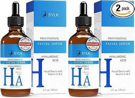 Hialurono serumas su didele vitamino C doze, skirtas mikroadatinėms procedūroms. Hialurono rūgštis + vitaminai C ir E. Hialurono rūgšties serumas veidui. Serumas, skirtas kovai su senėjimu ir raukšlėmis, drėkinantis serumas. 60 ml (2 vnt. pakuotė)