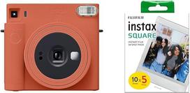 instax Square SQ1 momentinis fotoaparatas, terakotos oranžinės spalvos ir kvadratinės juostos, 5 vnt. (5 x 10 nuotraukų)