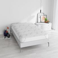 Italijoje pagamintas antklodės užklotas su elastingomis juostelėmis iš „Tencel“ medžiagos, 80 x 195 cm