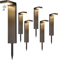 Lauko saulės žibintai, 6 vnt., 400LM sodo saulės žibintai su judesio jutikliu, 2 fazių šviesos diodų spalvos keitimas (3000K/6500K), IP65 atsparumas vandeniui, skirti kiemui, privažiavimo keliui ir takams