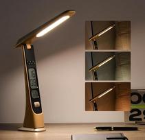 LED stalinė lempa, įkraunama akumuliatoriaus baterija Dimmable LED stalinė lempa, įkraunama akumuliatoriaus baterija su laikrodžiu, skaitmeniniu ekranu ir jutikliniu valdymu - nešiojama namams, skaitymui, biurui