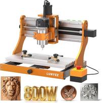 LUNYEE 3020 „Nova“ CNC frezavimo staklės, visiškai metalinės linijinės kreipiamosios ir rutuliniai sraigtai visose XYZ ašyse, su 800 W frezavimo varikliu, tinka aliuminio, žalvario, plastiko, medžio, akrilo ir MDF pjovimui