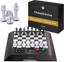 MILLENNIUM ChessGenius, šachmatų kompiuteris su visame pasaulyje žinoma Richardo Lango programine įranga