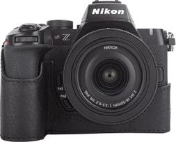 MUZIRI KINOKOO dėklas, suderinamas su Nikon Z50 II skaitmeniniu fotoaparatu, aukščiausios kokybės natūralios odos retro stiliaus pusiau korpuso apsauginis dėklas su dugno atidarymu ir rankena, juodas