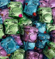 OYOY Spalvingas Velykų zuikis iš pieniško šokolado, 400 g švelnių pastelinių spalvų mini Velykų zuikis, mažas šokoladinis zuikis, saldumynai Velykoms, Velykų lizdas, šokoladas