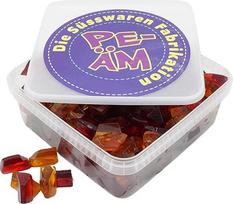 PE ÄM be cukraus vaisių kramtomosios gumos „Cherry/Cola M'Ecks“ 1 kg užkandžių dėžutė XL – puikus pasirinkimas vakarėliams, saldainių barams ir dovanai. „Juicy Mix“ aukščiausios kokybės vaisių kramtomosios gumos