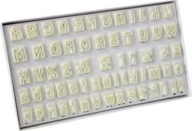 PME 106M001 „Jem“ abėcėlės formelės konditerijos gaminiams ir tortams papuošti, rinkinys, plastikinės, dramblio kaulo spalvos, 2 x 2 x 2 cm, 64 vnt.