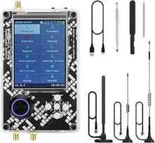 R9 V2.2.0 SDR radijo stotis ir "PortaPackH2M", 5 antenos ir USB laidas, montuojamas ant plastikinio korpuso
