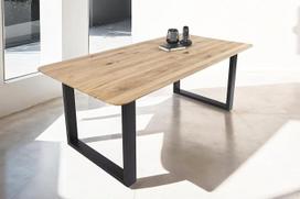 SAM Lotte valgomojo stalas 200 x 100 cm, ąžuolas, „Swiss Edge“, U formos rėmas, juodos spalvos | Masinis alyvuotas ąžuolas, suapvalinti kampai, metalinis rėmas, lengvai prižiūrimas medinis stalas, valgomojo stalas