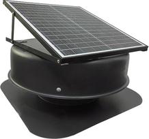 Saulės energija varomas stogo ištraukiamasis ventiliatorius su išmaniuoju termostatu, 35,6 cm dydžio, 1750 CFM, užtikrina veiksmingą stogo vėdinimą iki 2500 m² plote