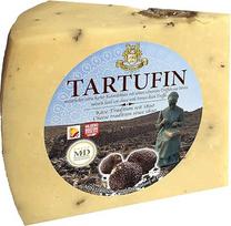 Sūris su triufeliais "Tartufin" - Pag karvės pieno kietasis sūris su tikrais juodaisiais triufeliais | Min. 300 g viename gabalėlyje | Delikatesinis sūris iš Kroatijos, Pago salos (Kolano)