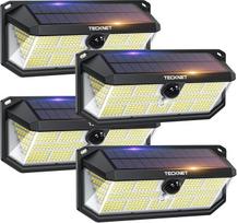 TECKNET LED saulės šviesos diodų lemputė lauke 495 šviesos diodų 300° apšvietimas LED saulės prožektorius su nuotolinio valdymo pulteliu Vandeniui atsparus IP66 kablys saulės lempos lauko sodo garažui