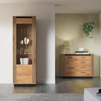 URBANIA-166 Gyvenamojo kambario baldų komplektas 2 dalių vitrininė spinta komoda šoninė spinta Modernus ąžuolas su juoda spalva