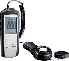 UVB matuoklis, CEM DT-1307 – skaitmeninis saulės spinduliavimo matuoklis su UV matavimo funkcija, 2000 W/m² matavimo diapazonas