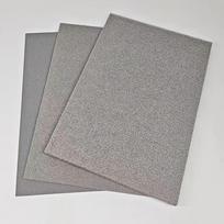 Vario-nikelio putplastis – 1 vnt. akytos struktūros nikelio-vario bandomoji medžiaga, skirta šilumos laidumui ir filtravimui tirti (100×100×0,2 mm)