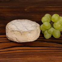 Wurstbaron® dešrų baronų vyno sūris - Camembert su lengvu vyno aromatu - smulki pelėsių žievė