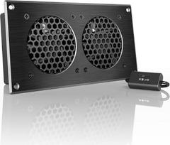 „AC Infinity AIRPLATE S5“ – tyli aušinimo ventiliatorių sistema su greičio reguliatoriumi, skirta namų kino teatro AV spintelės aušinimui