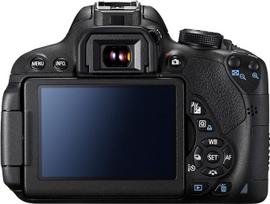 „Canon EOS 700D“ / „Rebel T5I“ / „EOS KISS X7I“ 18–55 / 3,5–5,6 EF-S IS STM (18,5 MP, 3 colių LCD ekranas)