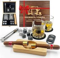 „Daily Treasures“ viskio dovanų rinkinys vyrams, prabangus viskio akmenukų rinkinys su 2 stiklinėmis, 8 granito akmenukais, medine pelenine ir peiliuku bei medine dėžute, viskio aksesuarų rinkinys vyrams, Tėvo dienai, vyrui