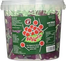 „Deer Red Cherry“ saldainiai ant pagaliuko, 400 vnt. kibire, 1 pakuotė (1 x 1,2 kg)