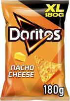 „Doritos Nacho Cheese“ 180 g – tortilijos nachos su sūrio skoniu – sotus užkandis, pagamintas iš kukurūzų (pakuotės dizainas gali skirtis)