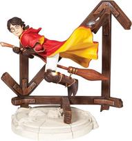 „Enesco“ „Haris Poterio burtininkų pasaulis“ antrojo kurso kvidičo figūrėlė, 19 cm, įvairių spalvų