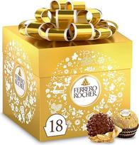 „Ferrero Rocher“ dovanų dėžutė – šokoladiniai saldainiai su išskirtiniu lazdyno riešutų kremu ir traškiais lazdyno riešutų gabaliukais, apgaubti švelniu pieniniu šokoladu – supakuoti Kalėdų dovanų įpakavime – 225 g