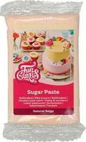 „FunCakes“ iškočiamas fondantas, natūralios smėlio spalvos, lengvai naudojamas, glotnus, lankstus, minkštas ir elastingas, puikiai tinka tortų dekoravimui, atitinka „Halal“ ir „Kosher“ reikalavimus, be glitimo, 250 g | Lengvai naudojamas fondantas, glotnu