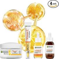 „Garnier SkinActive“ „SkinActive Coffret Max Glow Booster“ rinkinys dienai ir nakčiai su vitamino C šviesinančiu serumu nuo pigmentinių dėmių, vitamino C „Glow Booster“ akių priežiūros priemone ir vitamino C „Glow Booster“ naktiniu serumu