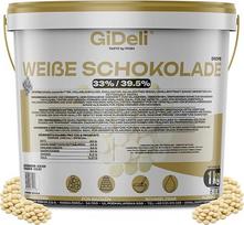 „GiDeli“ baltojo šokolado lašeliai, 1 kg kibire – su kakavos sviestu ir 33 % kakavos – kepimo šokoladas, skirtas lydyti – lengvai dozuojamas – puikiai tinka šokoladiniams saldainiams, ganache ir šokoladiniam fondue