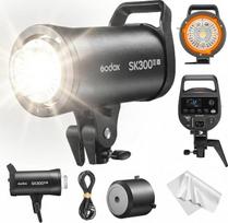 „Godox SK300III-V“ studijinė blykstė, 300 Ws, GN58, 5600 K – profesionali studijinė blykstė su 10 W LED reguliavimo lempute, tiksliu reguliavimu nuo 1/32 iki 1/1, integruota 2,4 GHz belaidžio „X“ sistema, „Bowens“ tvirtinimas portretams
