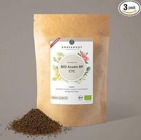 „Gräfenhof“ „Assam BOP CTC“ ekologiška juodoji arbata, 300 g (3 x 100 g) – birioji arbata, pagaminta iš 100 % „Assam“ juodosios arbatos, su natūralia kofeinu, be dirbtinių priedų, aukščiausios kokybės, išpilstyta Vokietijoje