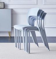 „Hallowood Furniture“ „Stoker“ sukraunamos plastikinės valgomojo kėdės, 4 vnt. rinkinys, šviesiai pilkos spalvos, modernios ir tvirtos sukraunamos kėdės, skirtos virtuvei, namams, biurams, restoranams ir kavinėms | Modernios ir tvirtos sukraunamos plastik